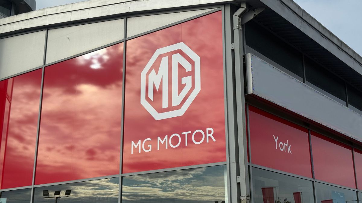 Images Evans Halshaw MG York
