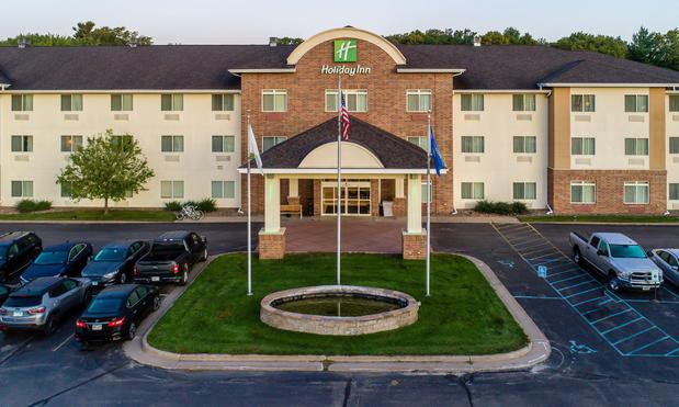Images Holiday Inn Conference Ctr Marshfield, an IHG Hotel