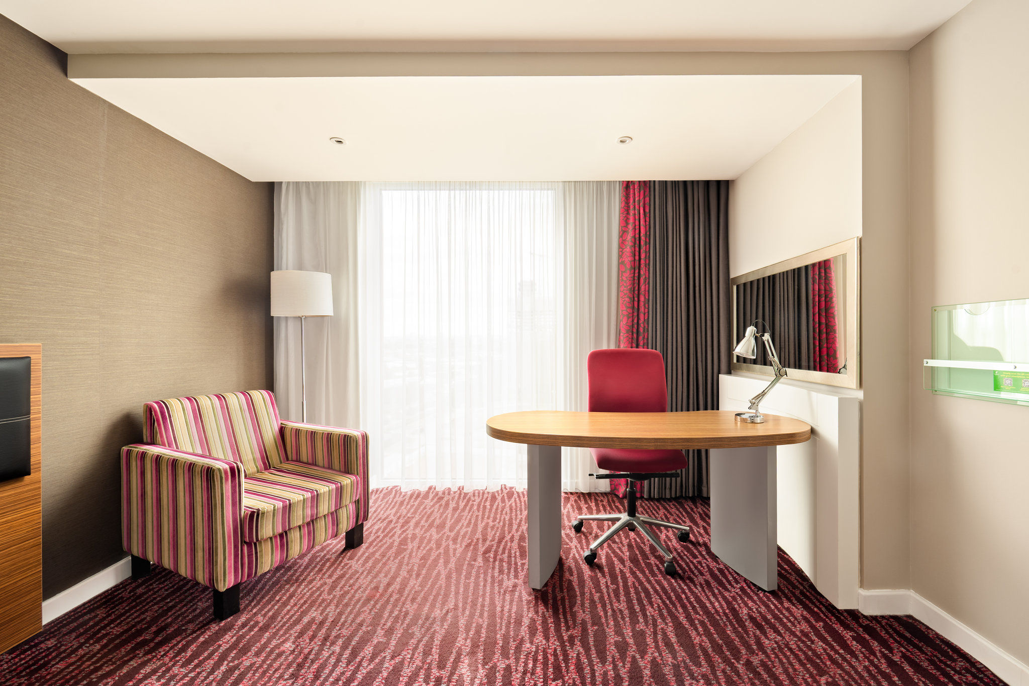Images Holiday Inn Manchester - Mediacityuk by IHG