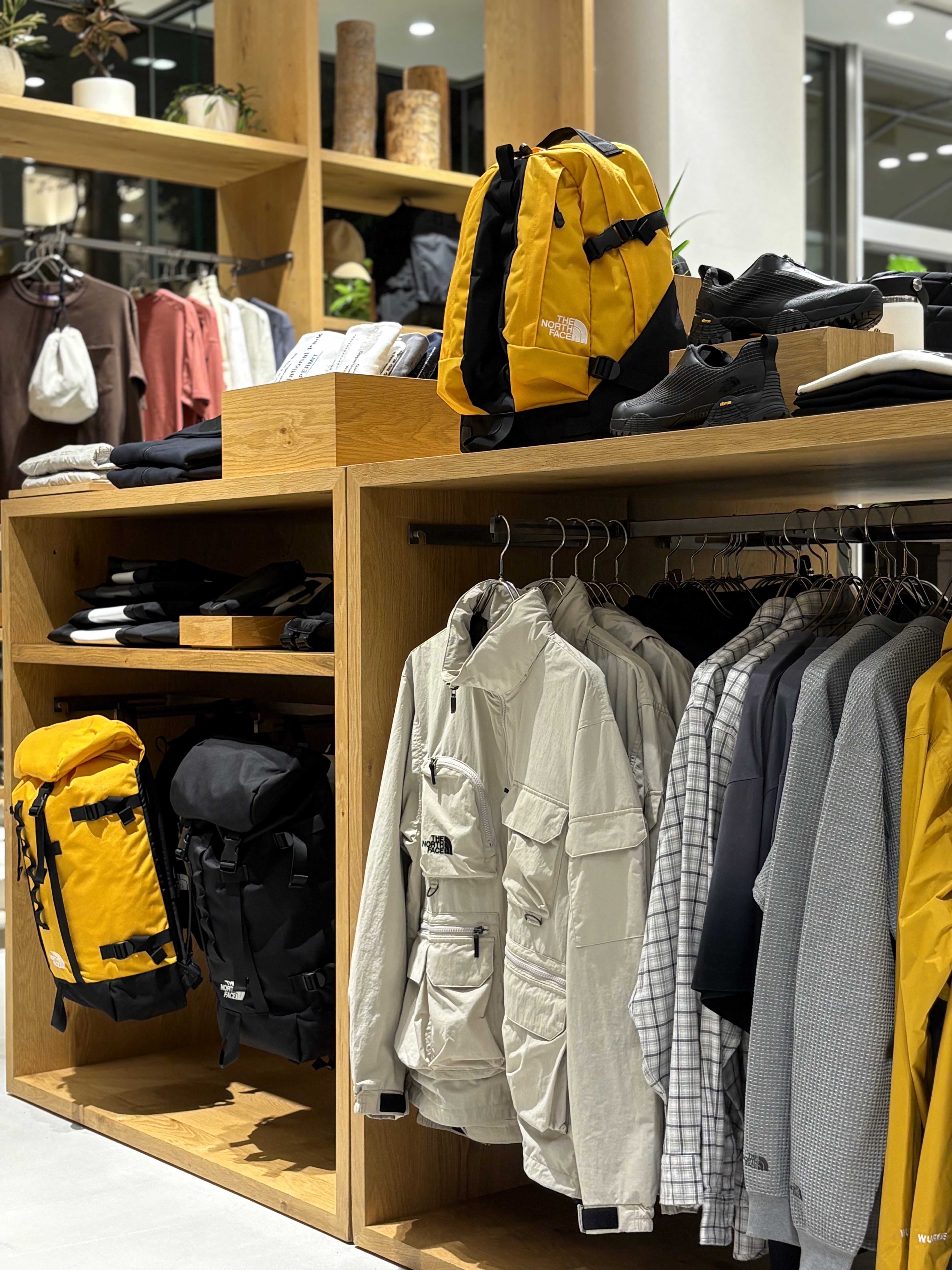 Images THE NORTH FACE/HELLY HANSEN (ザ・ノース・フェイス / ヘリーハンセン) 神戸
