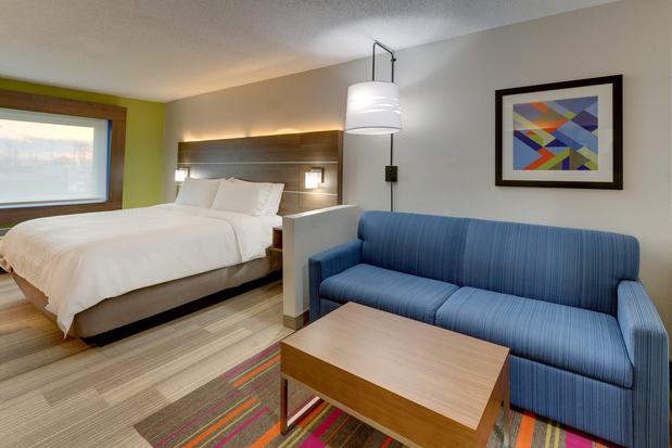Images Holiday Inn Express Cincinnati North - Monroe, an IHG Hotel