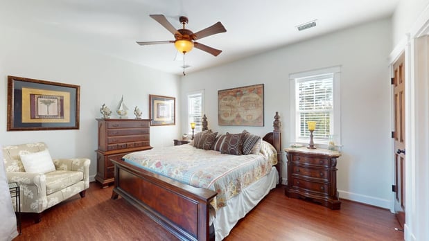 Images Midgett Realty - Avon