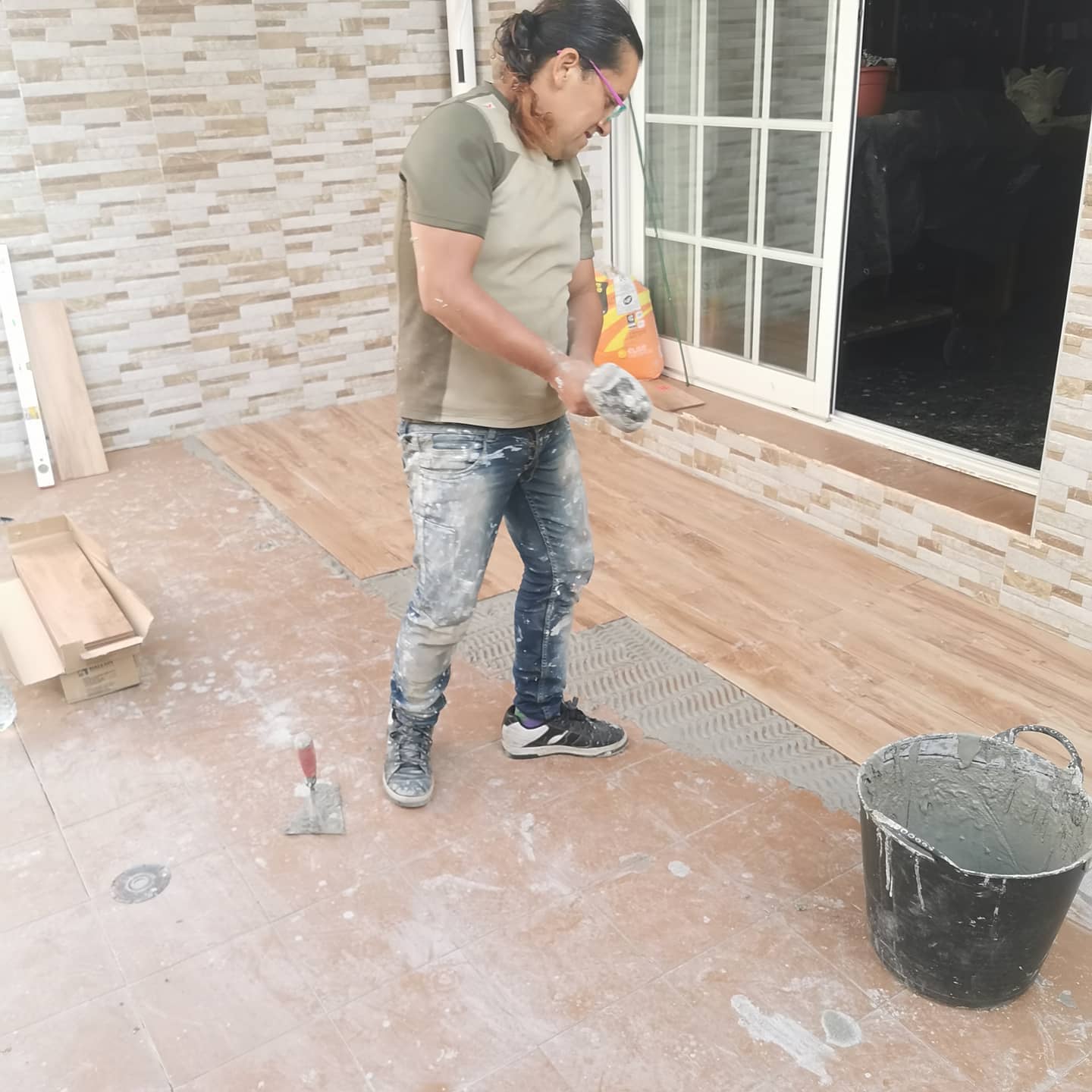 Images Reformas en general Jiménez y Reparaciones de tus goteras