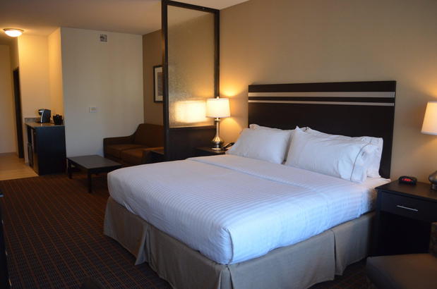 Images Holiday Inn Express & Suites Golden - Denver Area, an IHG Hotel