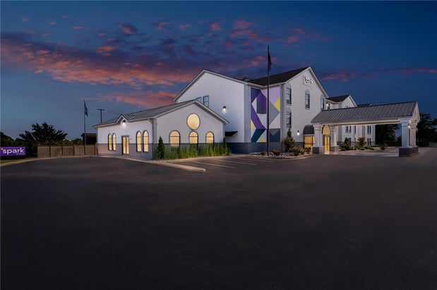 Images Spark by Hilton North Little Rock