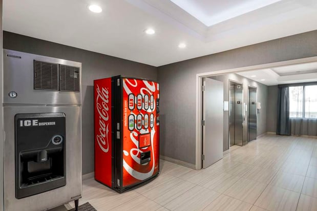 Images Best Western Plus Gardena Inn & Suites