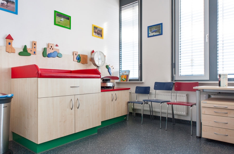 Kinderarzt Balzer, Rathenaustr. 33 in Offenbach