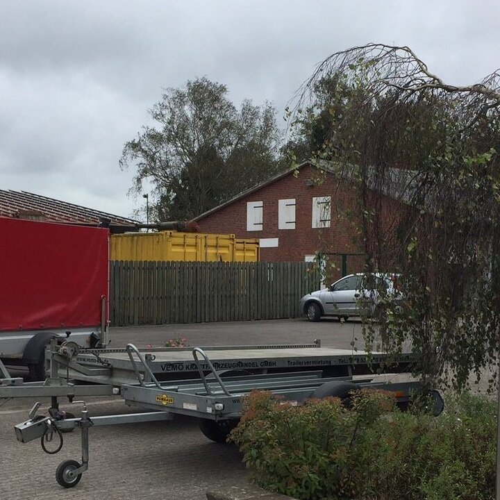 VEMO-KFZ Anhänger kaufen und mieten, Eddelaker Straße 59A in Sankt Michaelisdonn