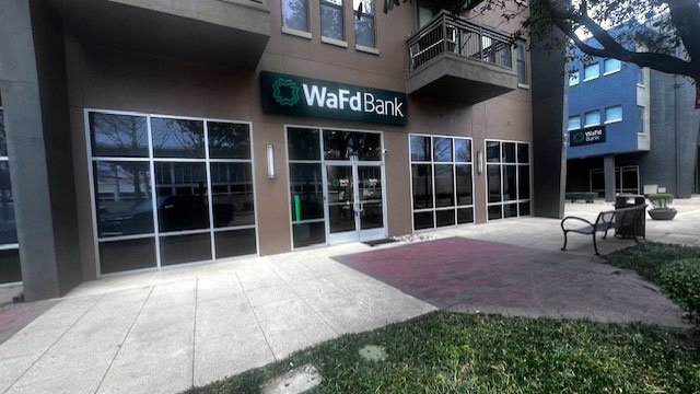 WaFd Bank Image