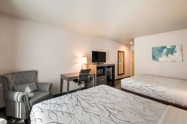 Images SureStay Plus by Best Western SeaTac Airport