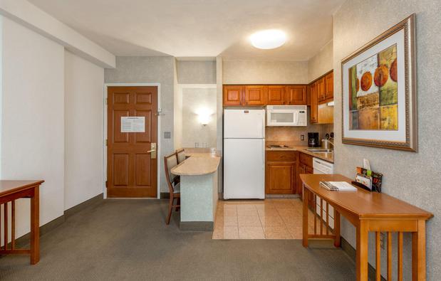 Images Staybridge Suites San Antonio-Airport by IHG