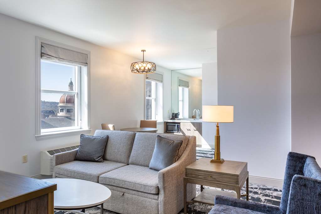 Guest room