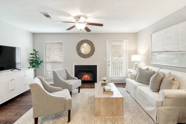 Images Lakeshore Pointe Resort Apartment Homes