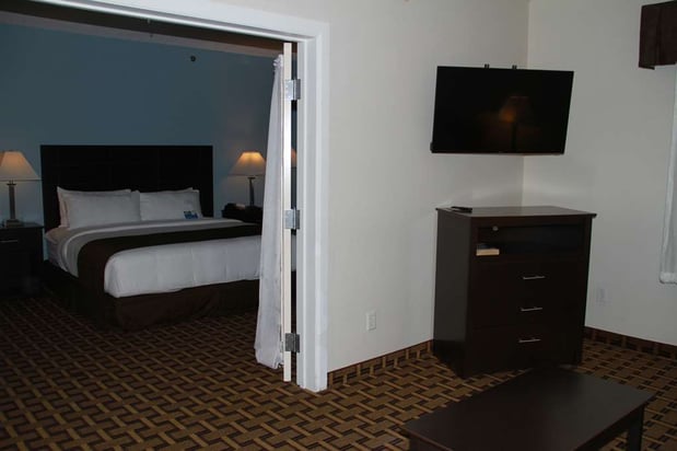 Images SureStay Plus by Best Western Coralville Iowa City