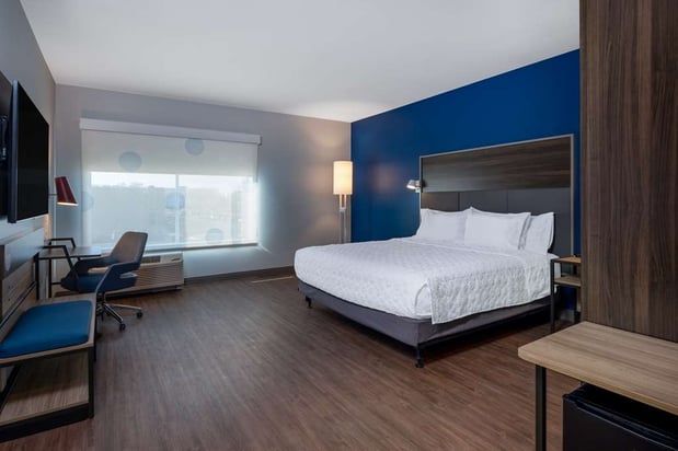 Images Tru by Hilton Naperville Chicago