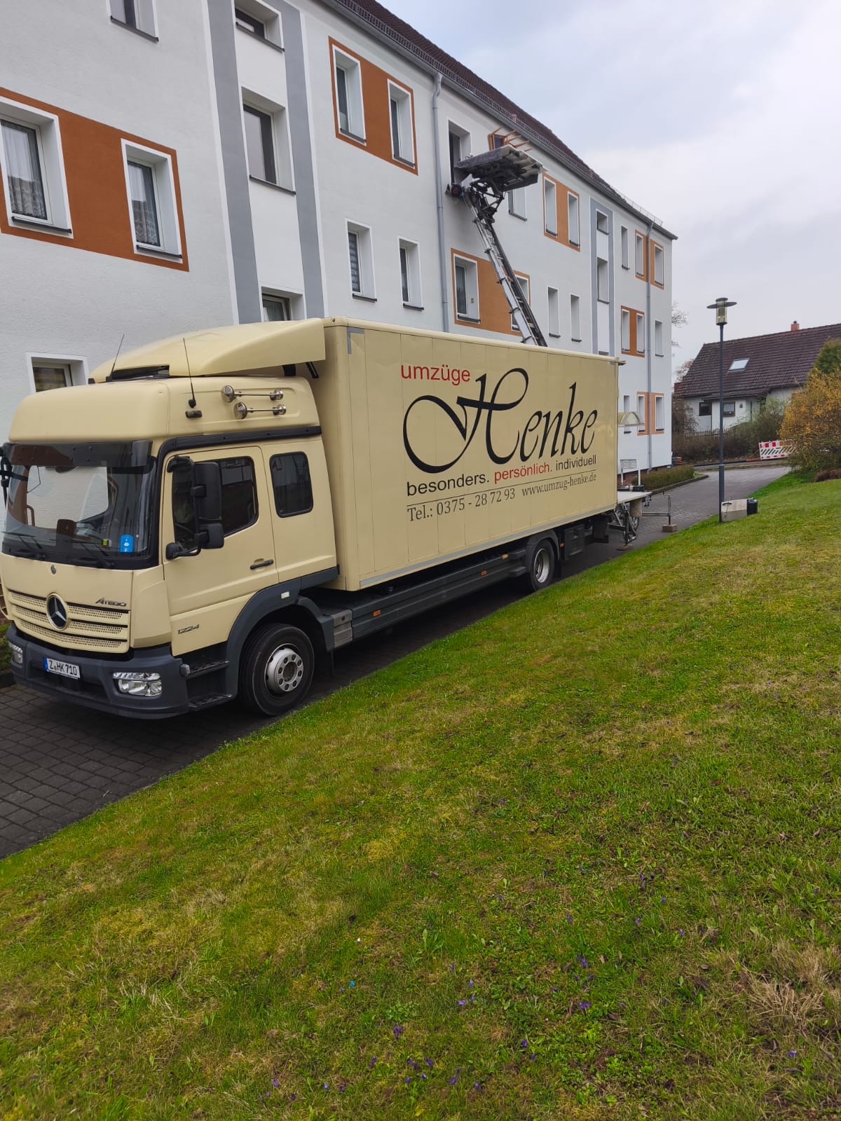 Henke Umzüge und Transport GmbH, Grumbacher Straße 37 in Dresden