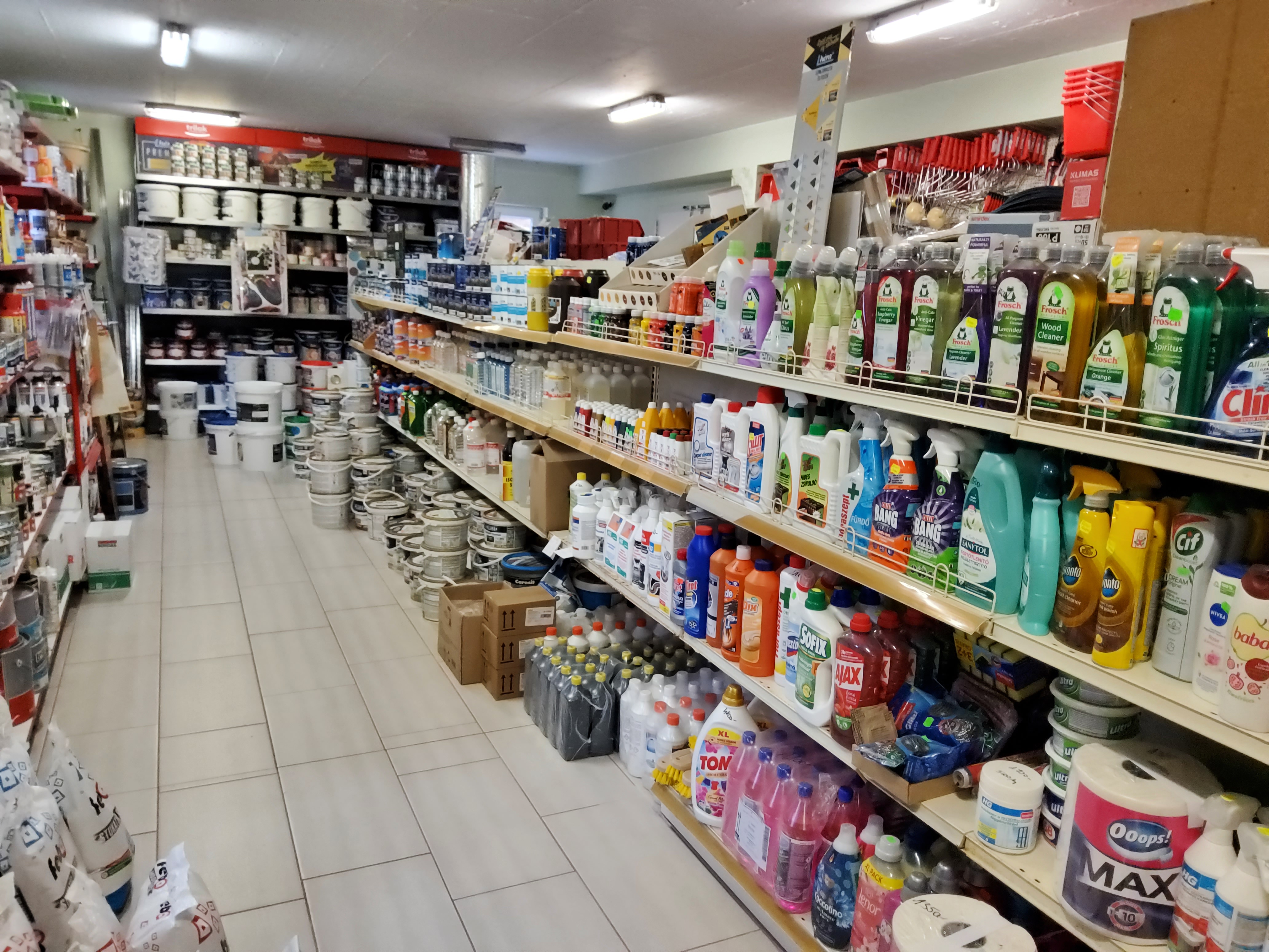 Images Szín-Ház Festők és Építők Boltja