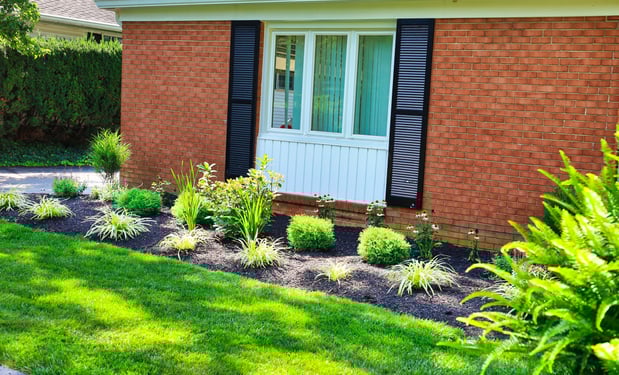 Images Oakwood Lawn & Landscaping