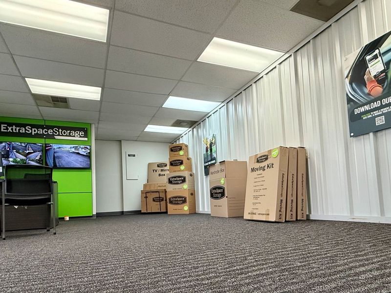 Images Extra Space Storage