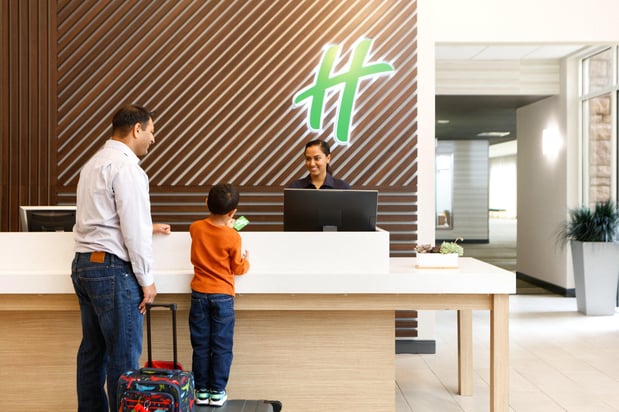 Images Holiday Inn & Suites Oakland - Airport by IHG
