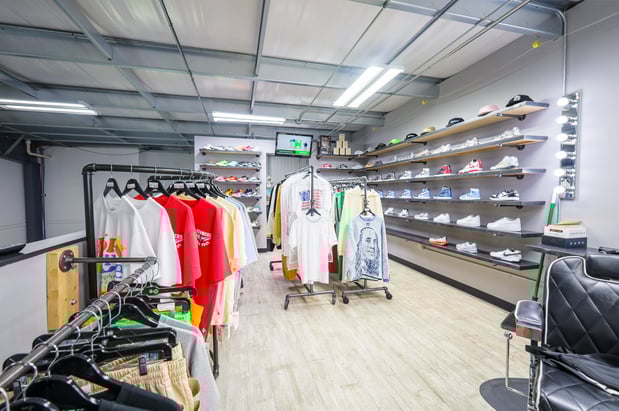 Images Kicks n' Cuts