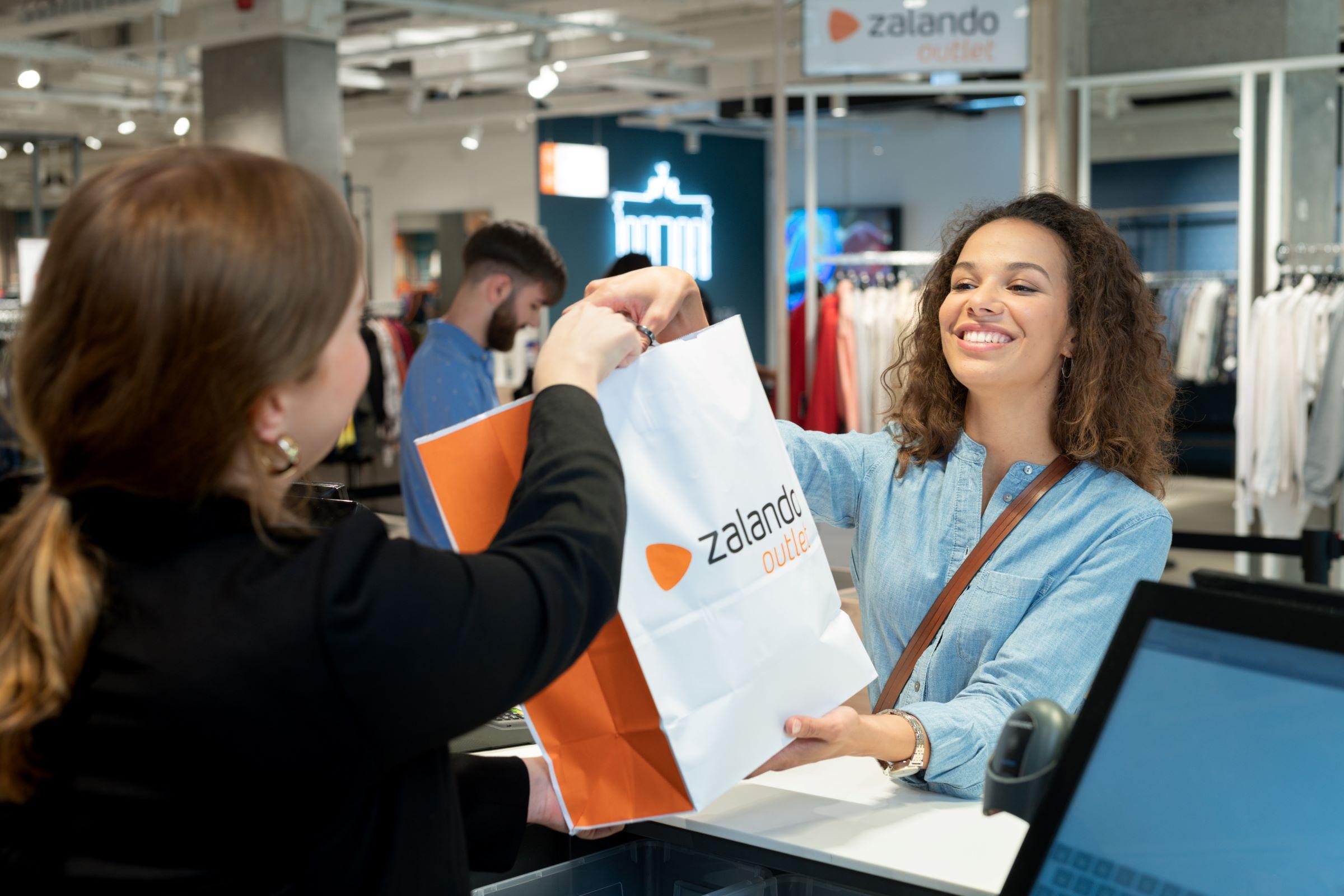 Bild 3 Zalando Outlet Store Berlin Tauentzienstrasse in Berlin