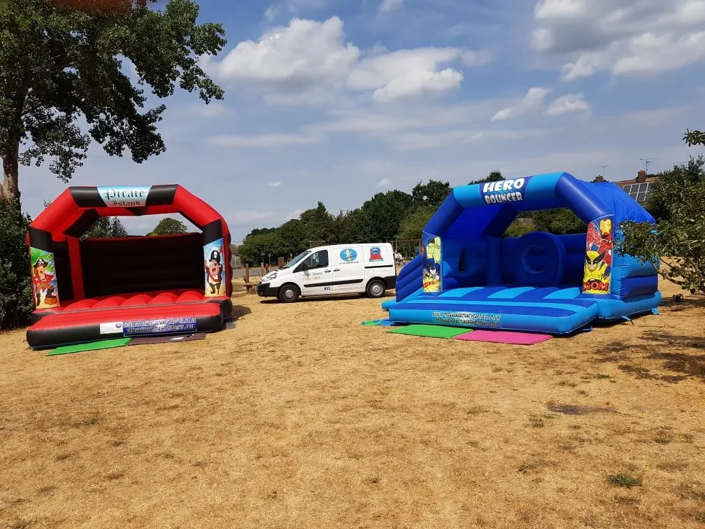 Images Top Banana Bouncy Castles