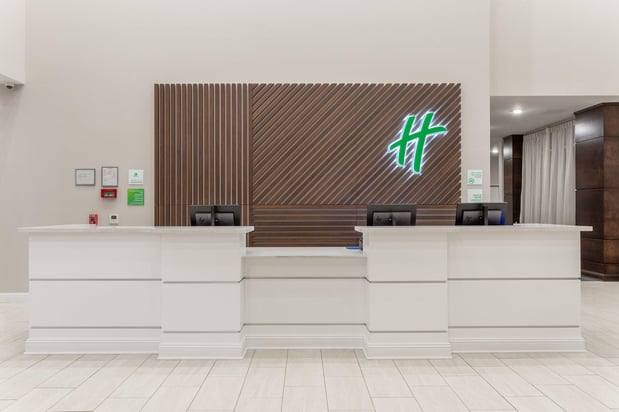 Images Holiday Inn & Suites Jefferson City by IHG