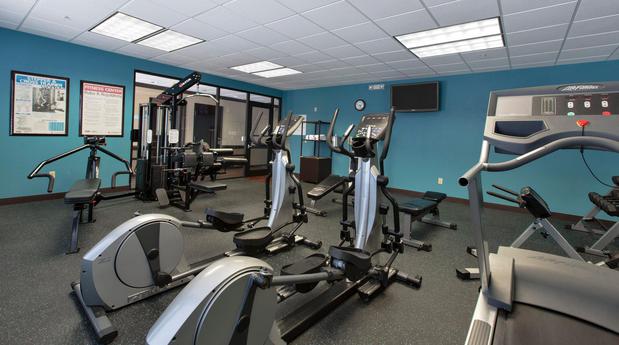 Images Holiday Inn & Suites Spring - the Woodlands Area by IHG
