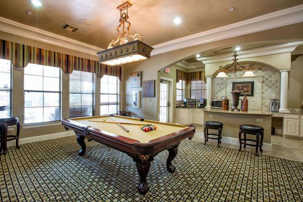 Images Lebanon Ridge Apartments