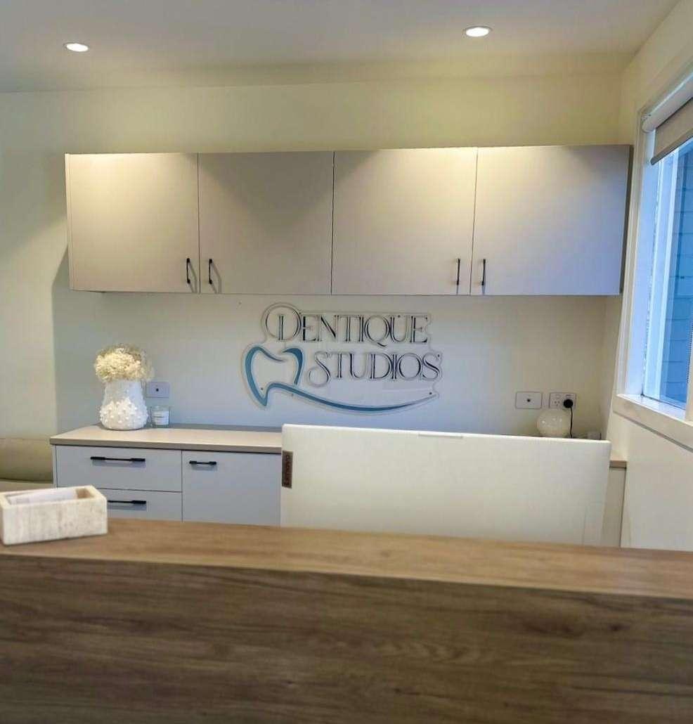 Images Dentique Studios