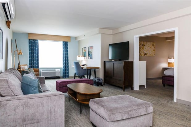 Images Hilton Garden Inn New York/Staten Island