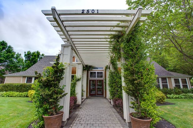 Images Commons at Verandas in Tanasbourne Apartments