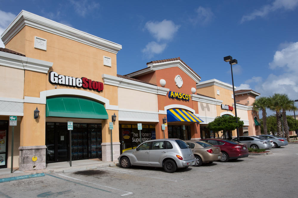 GameStop at Mall at 163rd Street Shopping Center