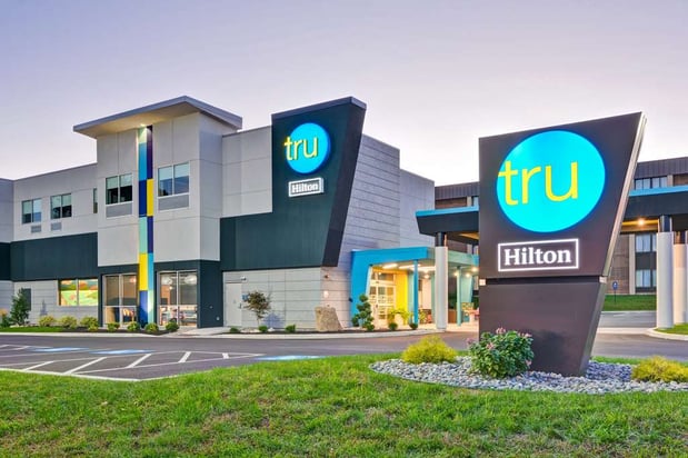 Images Tru by Hilton Syracuse North Airport Area