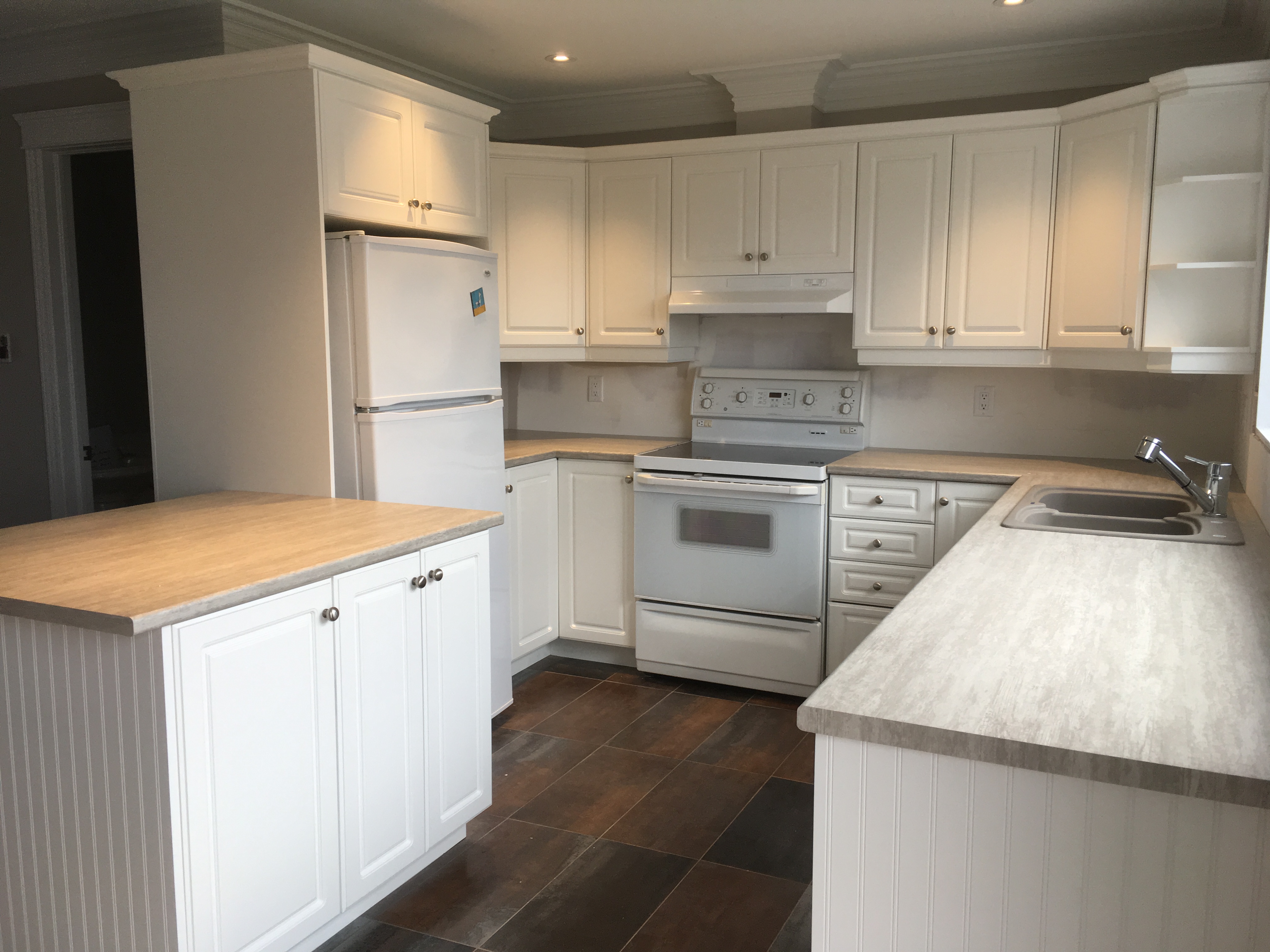 Images Finition Jaro | Spécialiste en relooking et rénovation de cuisines | Estrie