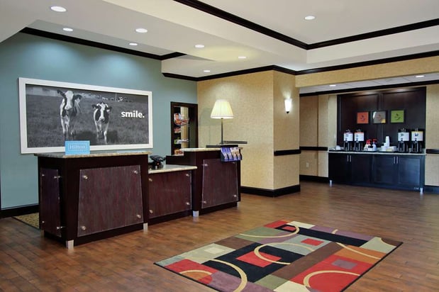 Images Hampton Inn & Suites Buffalo