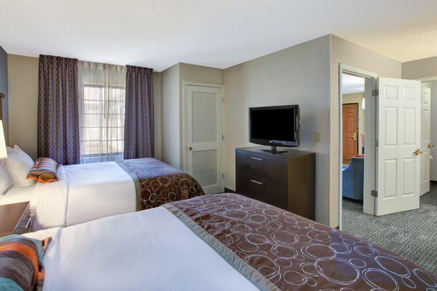 Images Staybridge Suites Louisville-East by IHG