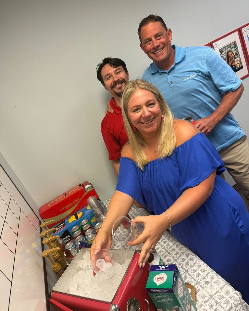 Jumped on the dirty soda trend this afternoon and it did not disappoint. A fun little treat to power through the rest of the day with the team.
