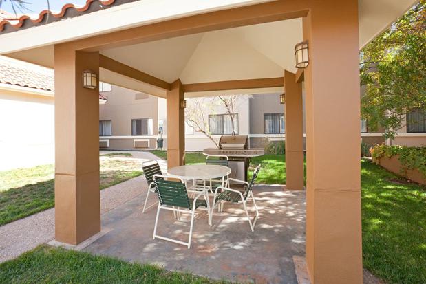 Images Staybridge Suites Lubbock - University Area by IHG