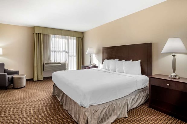 Images Best Western Plus Philadelphia Airport South at Widener University