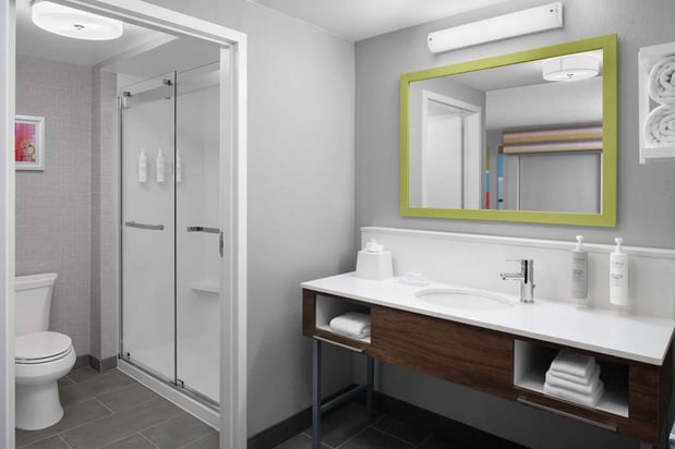 Images Hampton Inn & Suites Grand Rapids-Airport 28th St