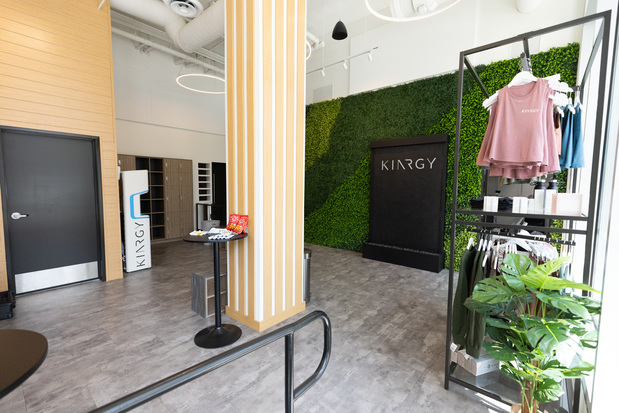 Images KINRGY Studios WeHo