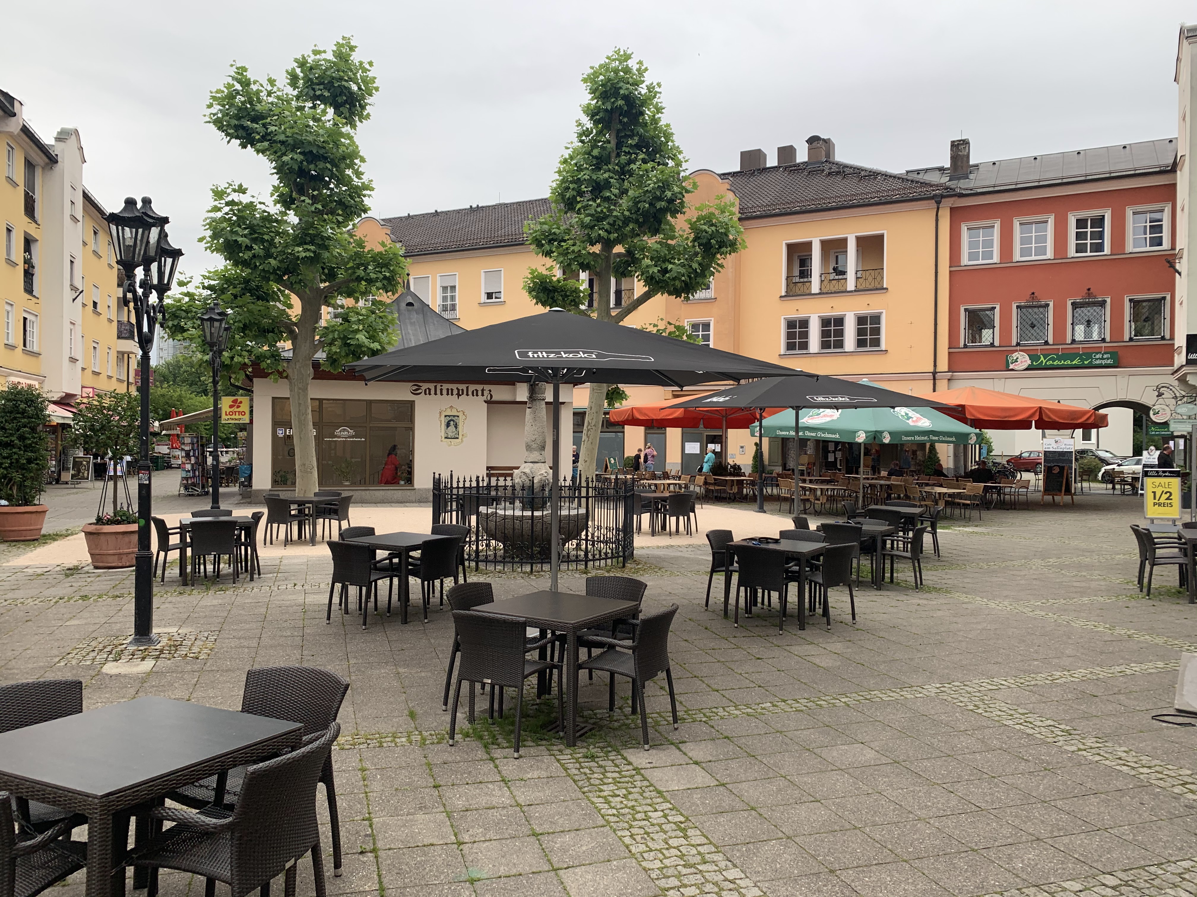 Katzentempel Rosenheim, Bahnhofstraße 17 in Rosenheim