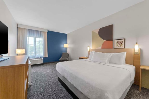 Images Spark by Hilton San Antonio Dominion