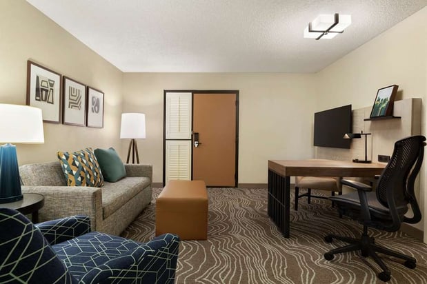 Images Embassy Suites by Hilton Phoenix Tempe