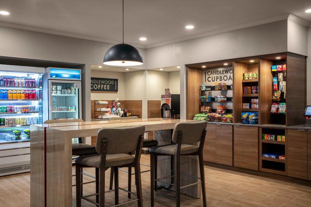 Images Candlewood Suites Mobile-Downtown by IHG