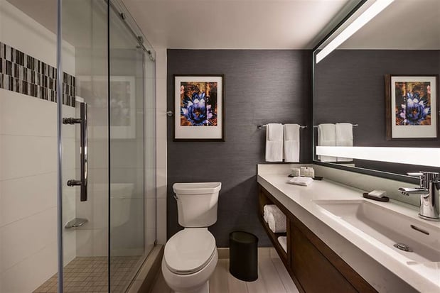 Images Embassy Suites by Hilton Scottsdale Resort