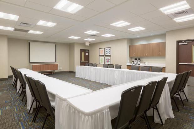 Images Holiday Inn Express & Suites Eugene Downtown - University by IHG