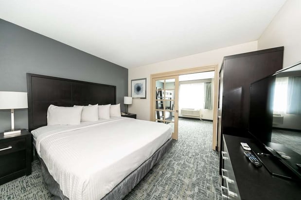 Images Best Western Inn & Suites San Diego – Zoo/SeaWorld Area